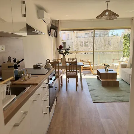 Le Sylvaplana4 Apartment